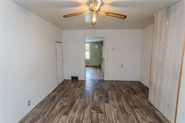 3 Pottstown St, Dunbar, PA 15431