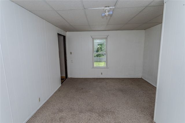 3 Pottstown St, Dunbar, PA 15431