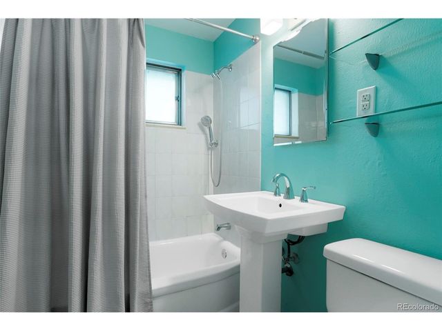 6607 Eaton St, Arvada, CO 80003