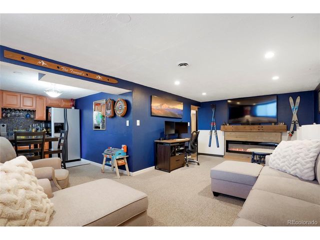 6607 Eaton St, Arvada, CO 80003