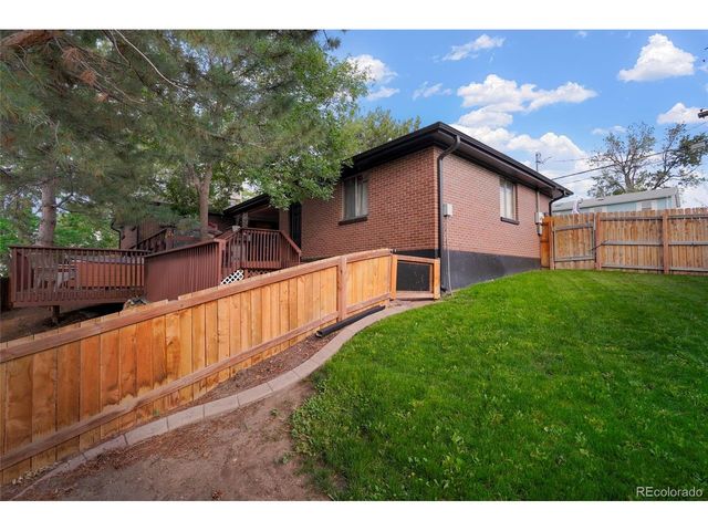6607 Eaton St, Arvada, CO 80003