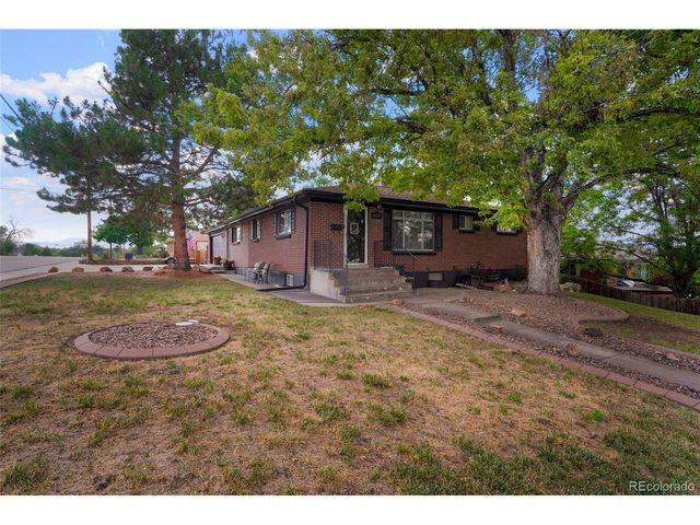 6607 Eaton St, Arvada, CO 80003