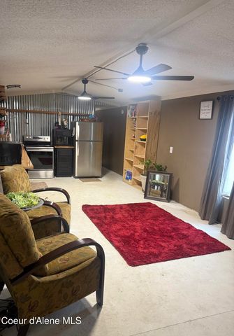 11776 N Hauser Lake RD, SPC 6, Hauser, ID 83854