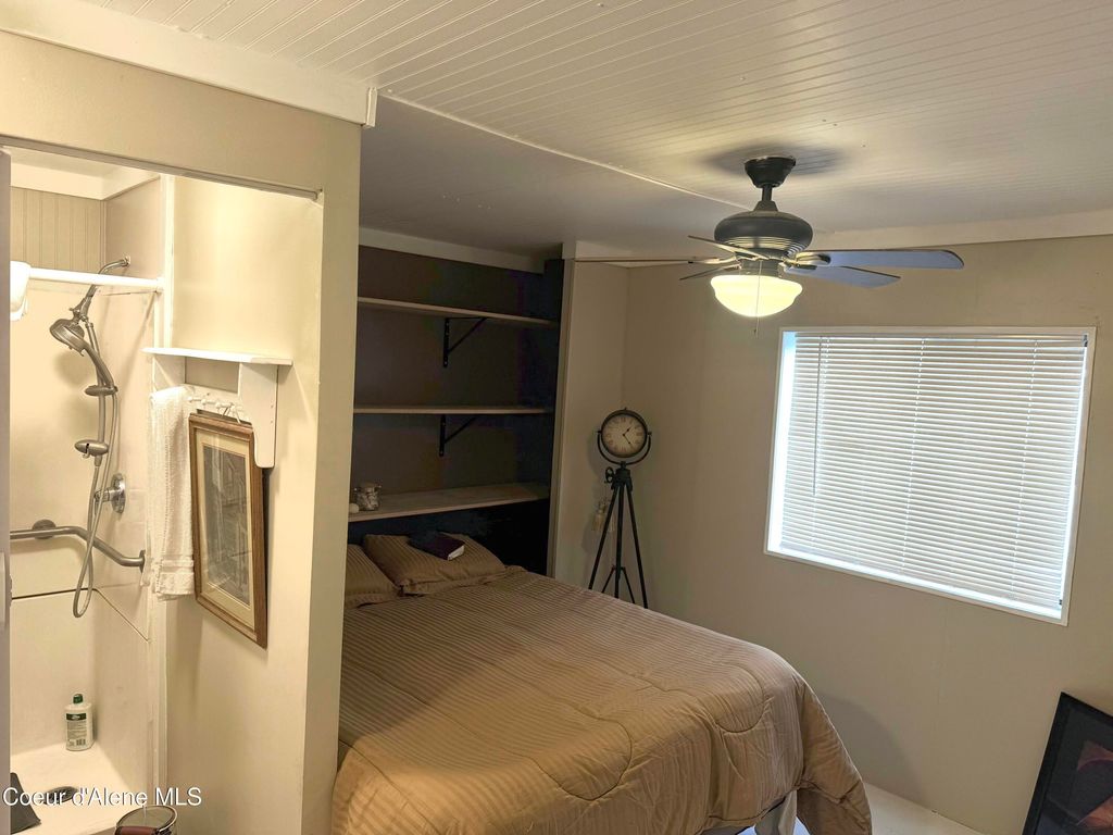 11776 N Hauser Lake RD, SPC 6, Hauser, ID 83854 photo 11