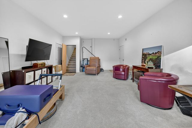 1914 War Hawk Way, Arnold, CA 95223