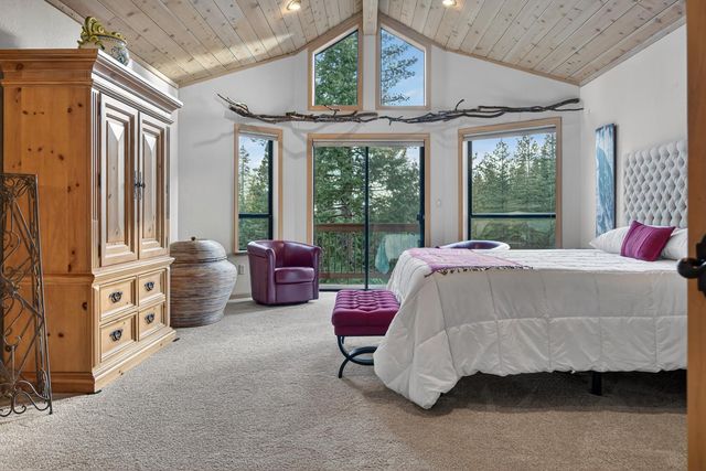1914 War Hawk Way, Arnold, CA 95223