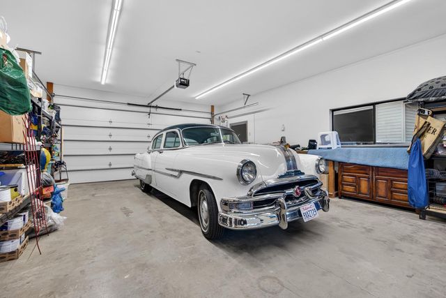 1914 War Hawk Way, Arnold, CA 95223
