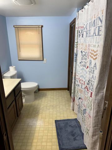 141 S Beechwood Drive SW, Stanton, MI 48888