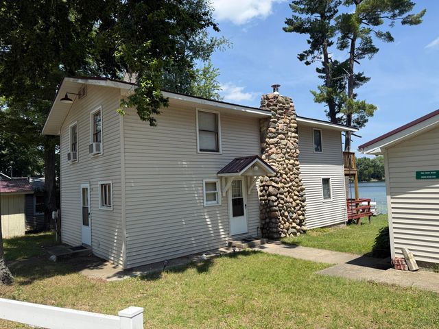 141 S Beechwood Drive SW, Stanton, MI 48888