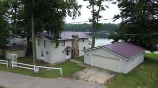 141 S Beechwood Drive SW, Stanton, MI 48888