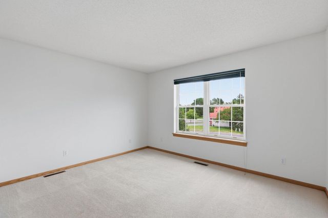 3936 Everest Lane N, Plymouth, MN 55446