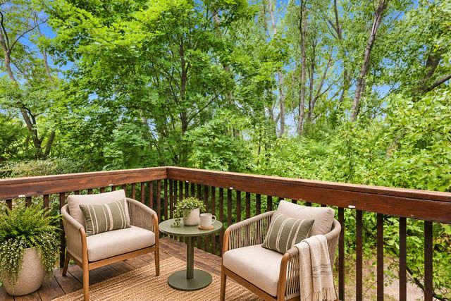 3936 Everest Lane N, Plymouth, MN 55446