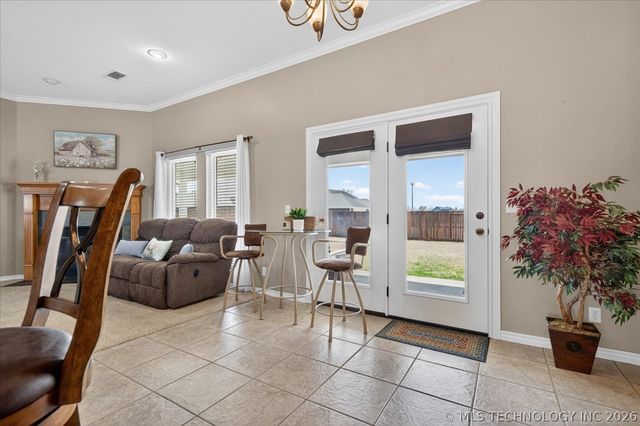 919 Terri Drive, Bartlesville, OK 74006