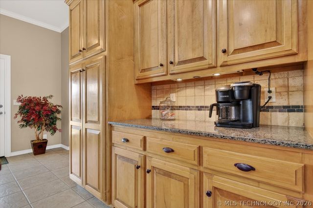 919 Terri Drive, Bartlesville, OK 74006