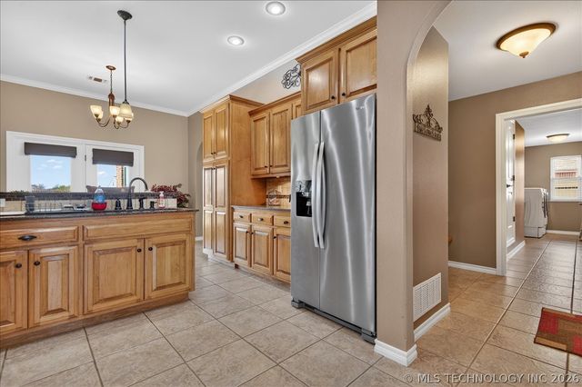 919 Terri Drive, Bartlesville, OK 74006