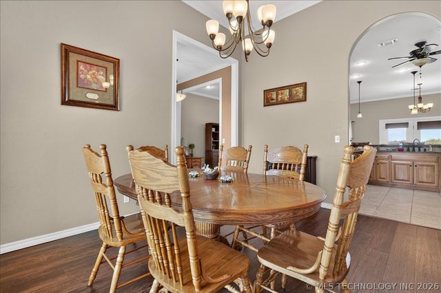 919 Terri Drive, Bartlesville, OK 74006