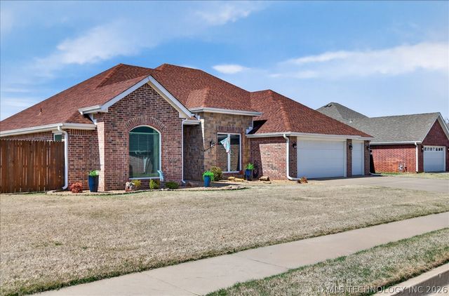 919 Terri Drive, Bartlesville, OK 74006