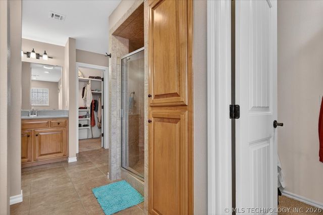 919 Terri Drive, Bartlesville, OK 74006