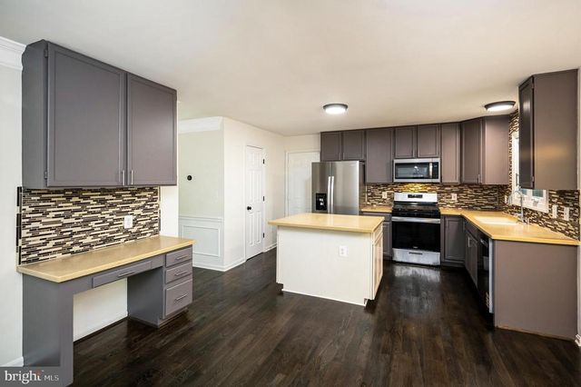 10502 WATFORD LN, Fredericksburg, VA 22408