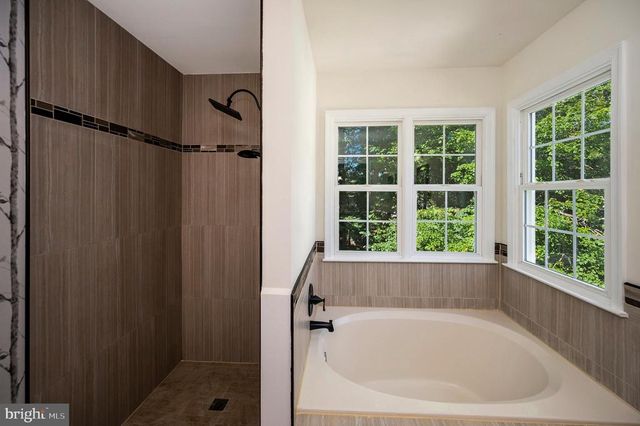 10502 WATFORD LN, Fredericksburg, VA 22408