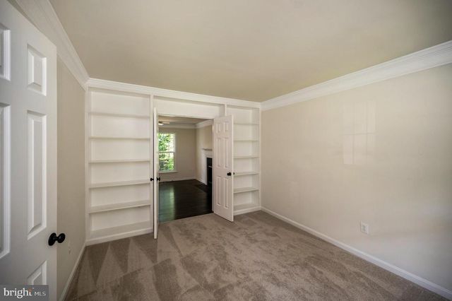 10502 WATFORD LN, Fredericksburg, VA 22408