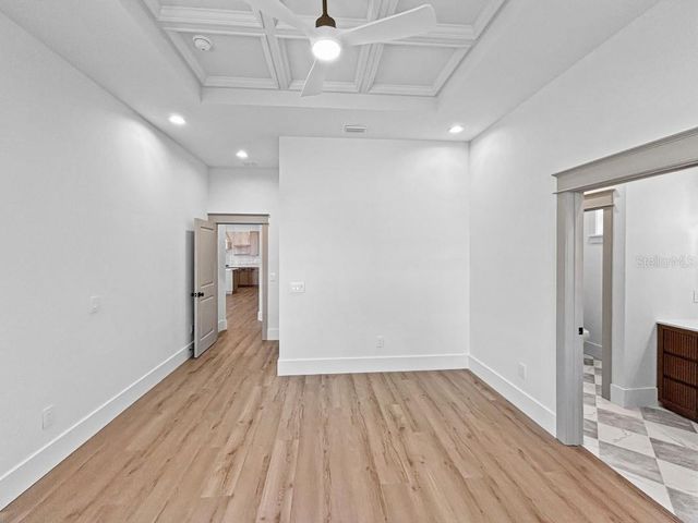 1607 GRAY STREET S, Gulfport, FL 33707