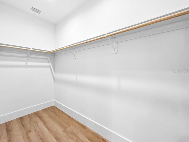 1607 GRAY STREET S, Gulfport, FL 33707