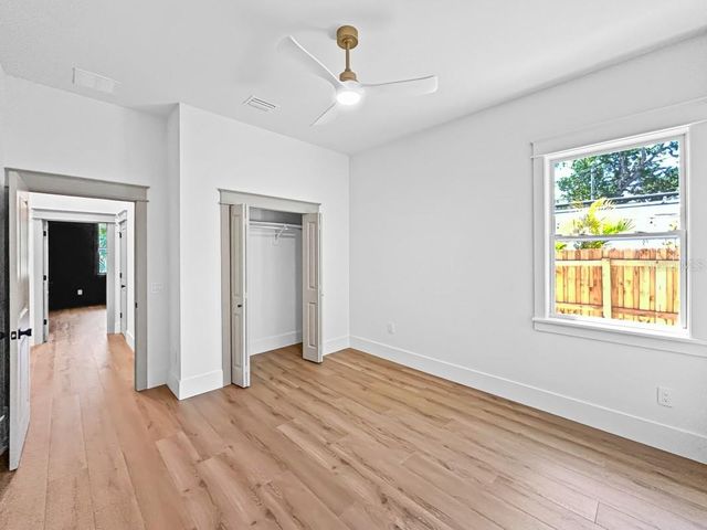 1607 GRAY STREET S, Gulfport, FL 33707