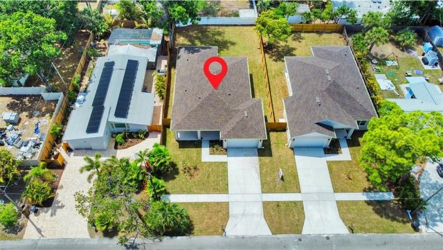 1607 GRAY STREET S, Gulfport, FL 33707