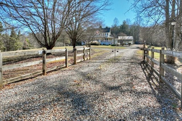 159 Victoria Drive, Blairsville, GA 30512