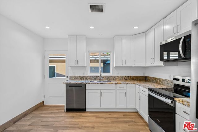 17623 Burbank Boulevard, Encino (los Angeles), CA 91316