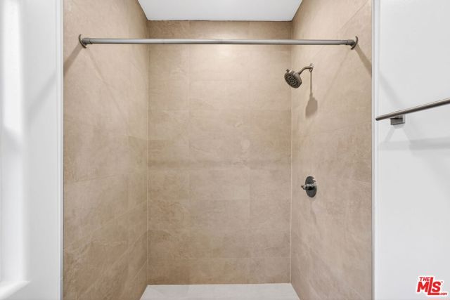 17623 Burbank Boulevard, Encino (los Angeles), CA 91316