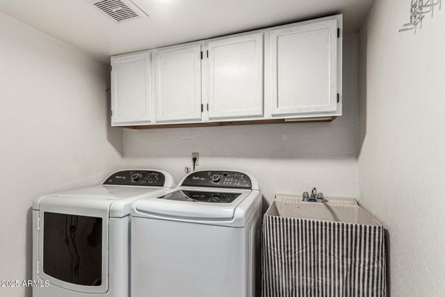 7552 E ELENA Circle, Mesa, AZ 85208