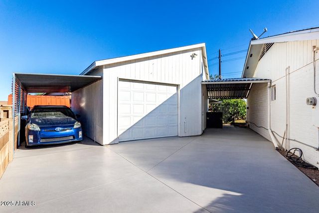 7552 E ELENA Circle, Mesa, AZ 85208