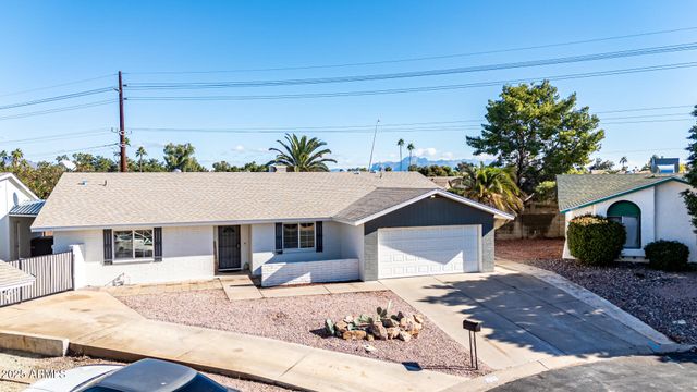7552 E ELENA Circle, Mesa, AZ 85208