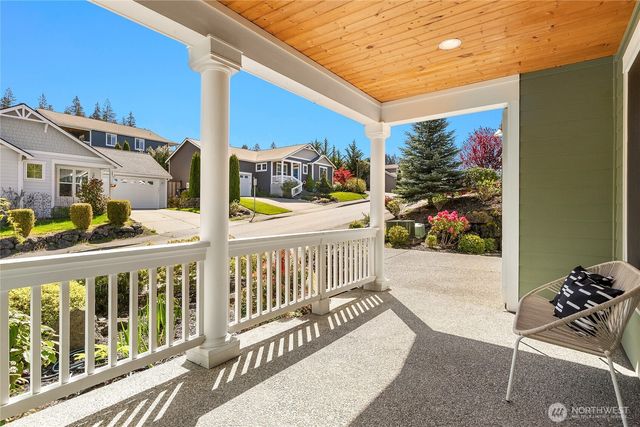 20367 Fortune Place NE, Poulsbo, WA 98370