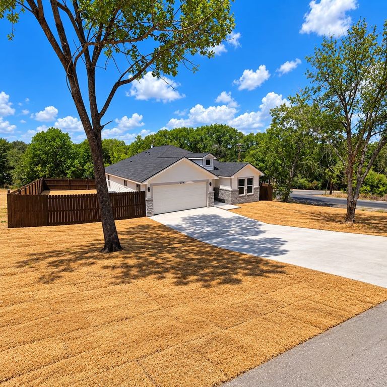 2708 Beechwood Street, Granbury, TX 76048 — photo 4