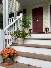 78 Stearns Rd 1, Brookline, MA 02446