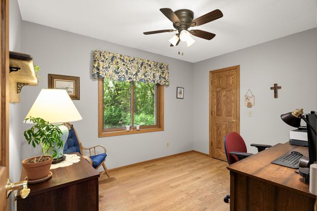 8553 Chanhassen Hills Drive S, Chanhassen, MN 55317