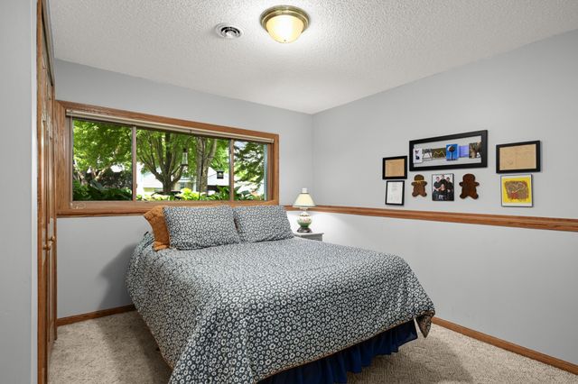 8553 Chanhassen Hills Drive S, Chanhassen, MN 55317