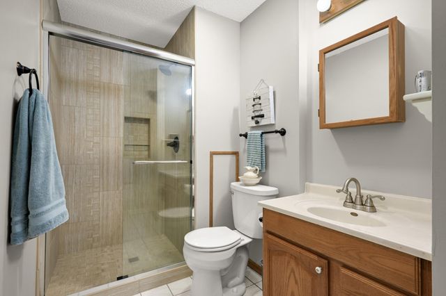 8553 Chanhassen Hills Drive S, Chanhassen, MN 55317