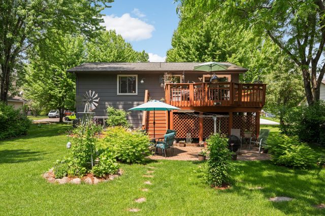 8553 Chanhassen Hills Drive S, Chanhassen, MN 55317