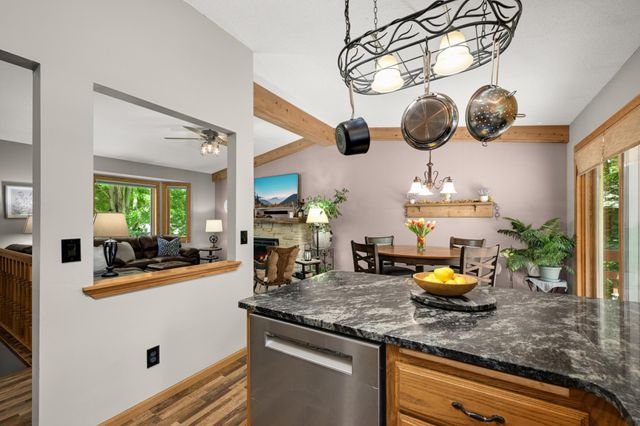 8553 Chanhassen Hills Drive S, Chanhassen, MN 55317
