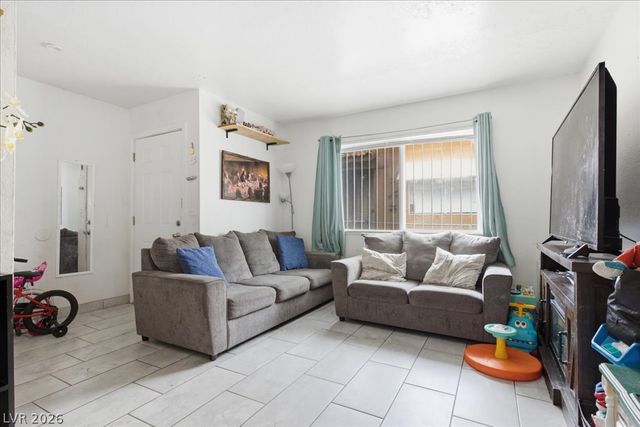 6148 Camino De Rosa Drive, Las Vegas, NV 89108