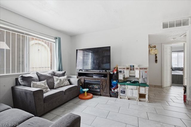 6148 Camino De Rosa Drive, Las Vegas, NV 89108
