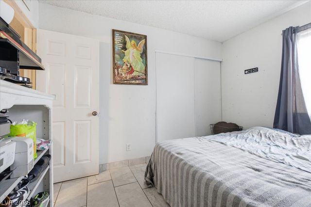 6148 Camino De Rosa Drive, Las Vegas, NV 89108
