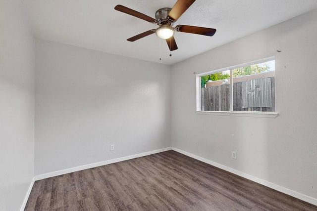 502 Utah Street NE, Albuquerque, NM 87108