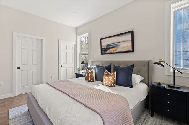 28 Hansborough St. 5, Boston, MA 02124