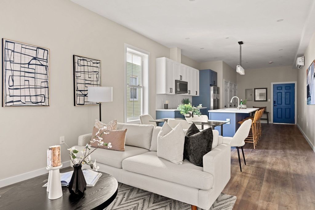 28 Hansborough St. 5, Boston, MA 02124
