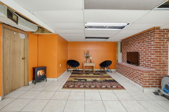 2175 18TH Street, East Moline, IL 61244